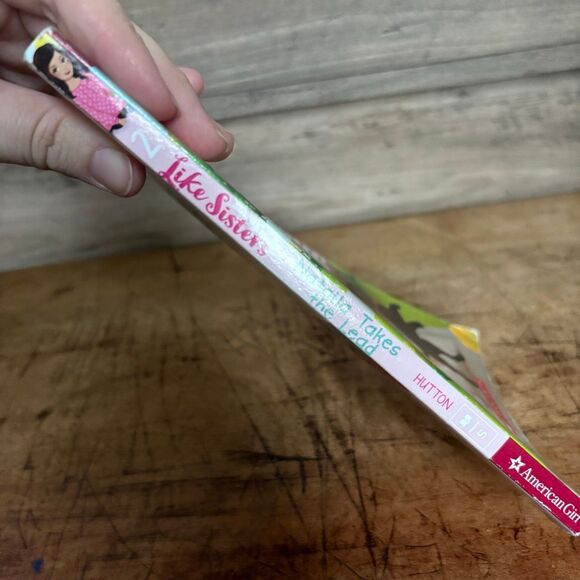 American Girl Like Sisters Natalia Takes the Lead by Clare Hutton Fair Used Cond - Picture 3 of 9